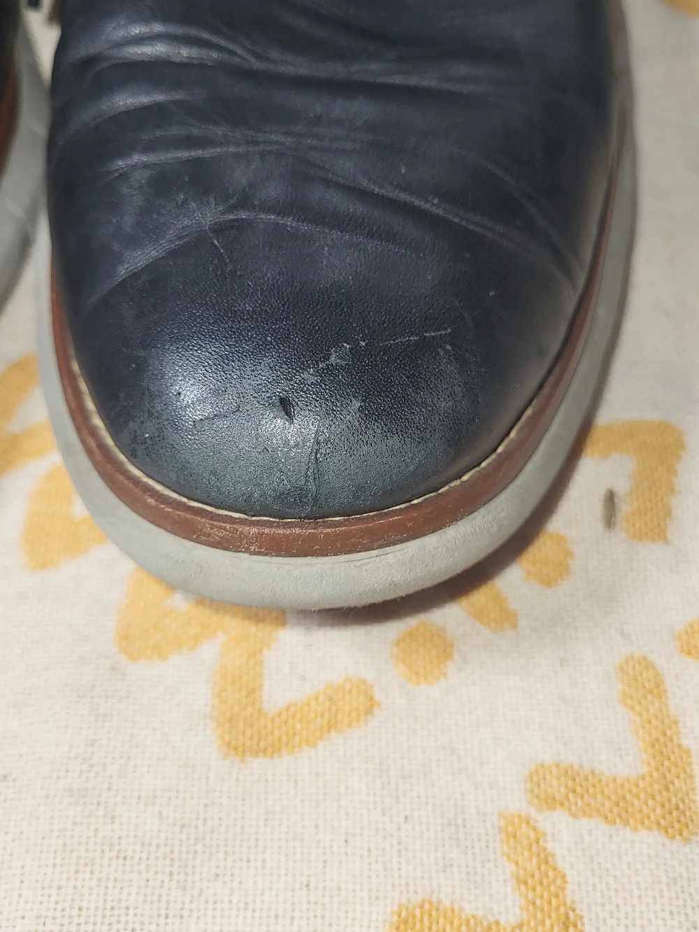 Johnston & Murphy Black Leather Derby Shoes with Brown Welt